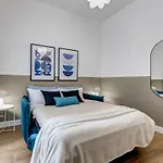 Bdc - Phoenix Huge 4bdr And 3bath!