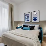 Bdc - Phoenix Huge 4bdr And 3bath!